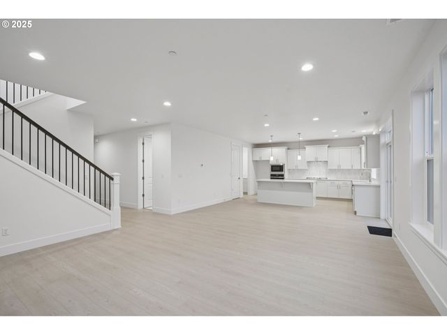 5426 N 93RD Ave LT199, Camas, WA 98607