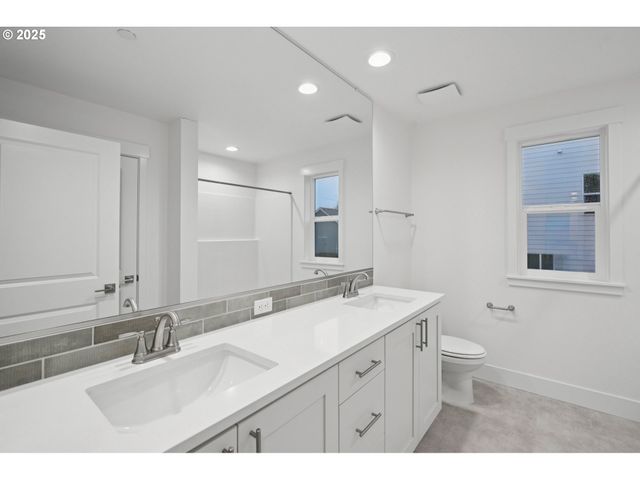 5426 N 93RD Ave LT199, Camas, WA 98607