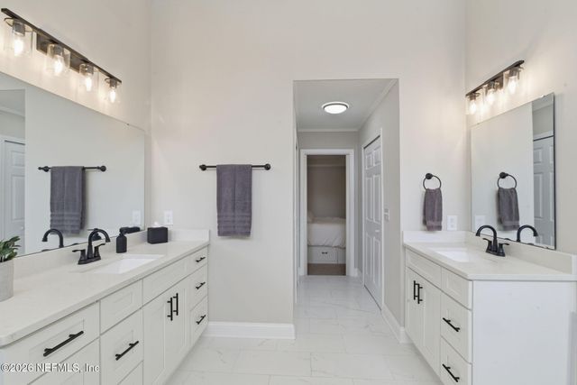 8644 HAMPSHIRE GLEN Drive S, Jacksonville, FL 32256