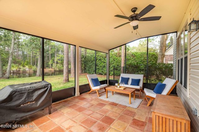 8644 HAMPSHIRE GLEN Drive S, Jacksonville, FL 32256