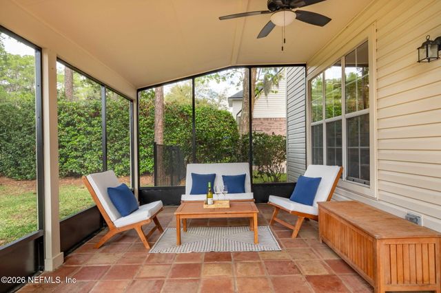 8644 HAMPSHIRE GLEN Drive S, Jacksonville, FL 32256