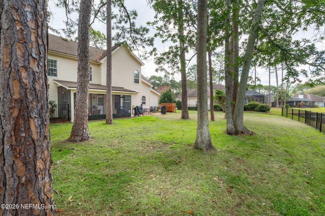 8644 HAMPSHIRE GLEN Drive S, Jacksonville, FL 32256