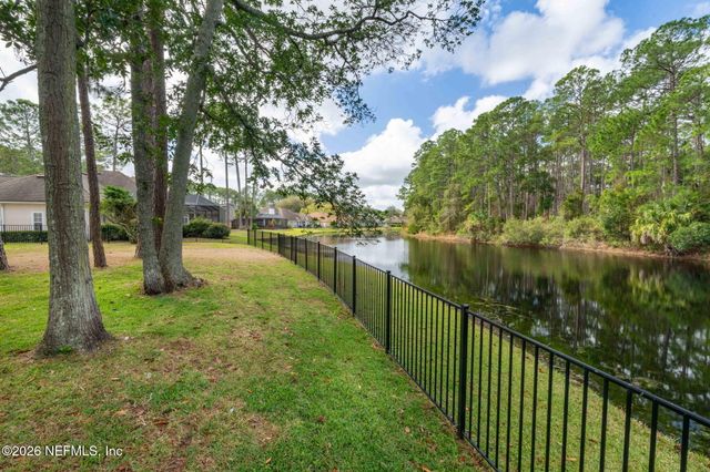 8644 HAMPSHIRE GLEN Drive S, Jacksonville, FL 32256