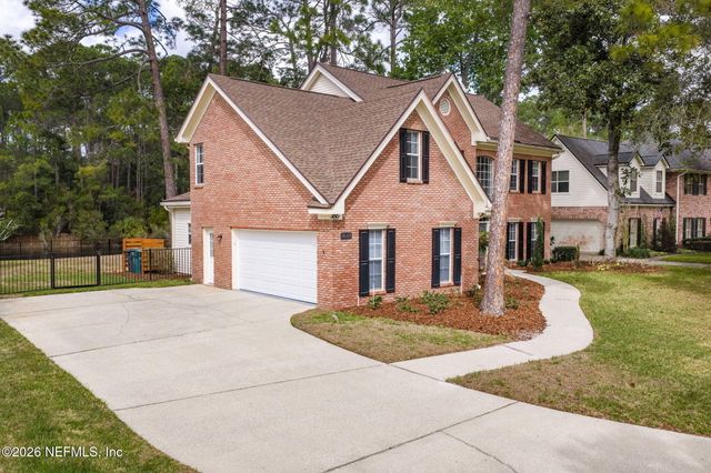 8644 HAMPSHIRE GLEN Drive S, Jacksonville, FL 32256