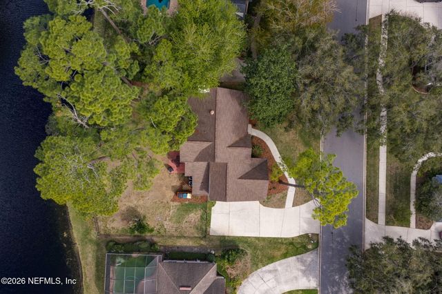 8644 HAMPSHIRE GLEN Drive S, Jacksonville, FL 32256