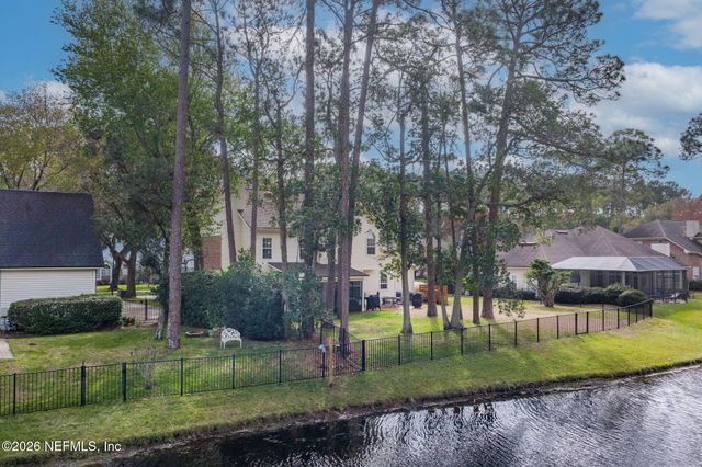 8644 HAMPSHIRE GLEN Drive S, Jacksonville, FL 32256