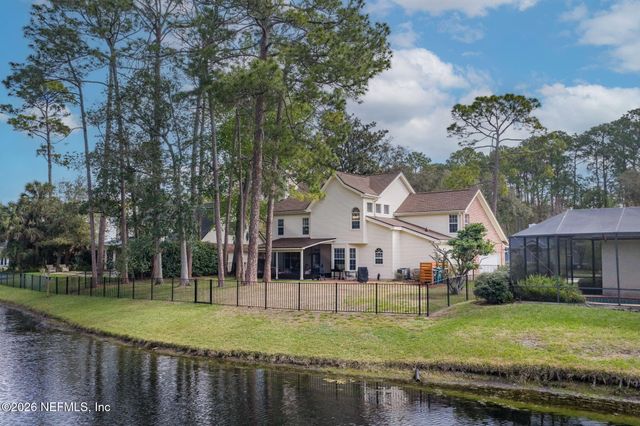 8644 HAMPSHIRE GLEN Drive S, Jacksonville, FL 32256