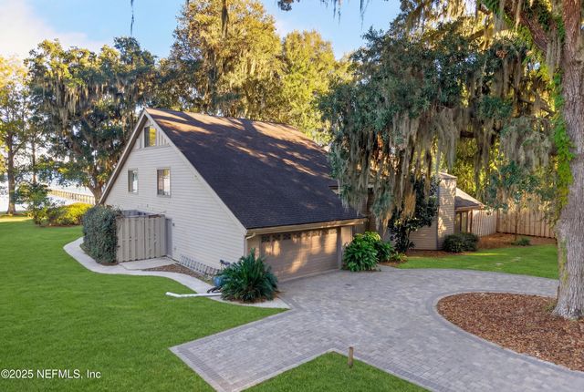 170 N RIDGE Drive, Fleming Island, FL 32003