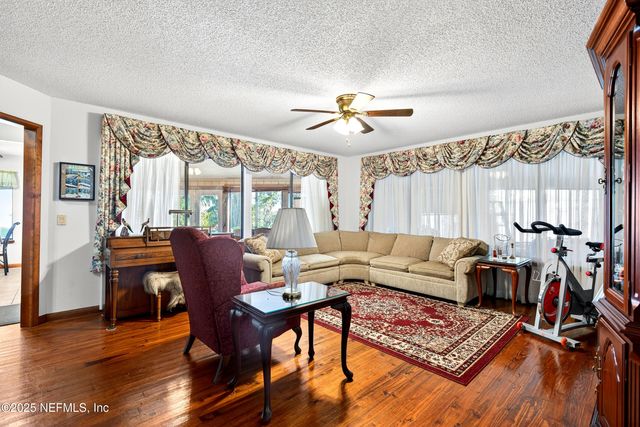 170 N RIDGE Drive, Fleming Island, FL 32003