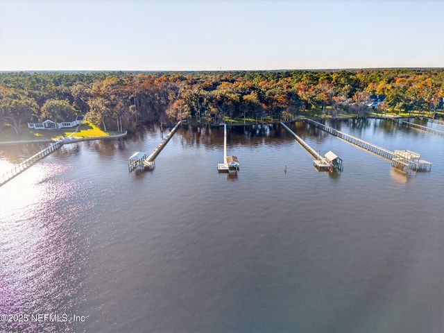 170 N RIDGE Drive, Fleming Island, FL 32003