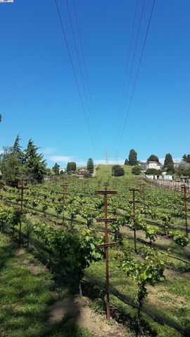 0 Fairview Dr., Hayward, CA 94542