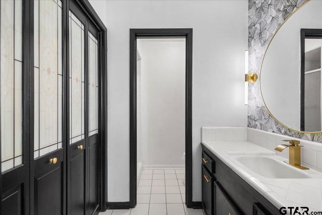 3501 Silverwood, Tyler, TX 75701