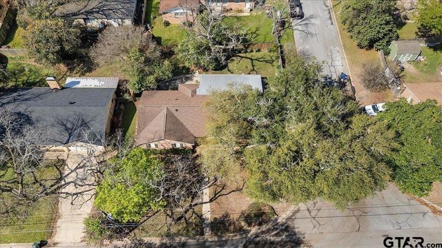 3501 Silverwood, Tyler, TX 75701