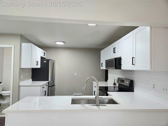 39857 John Drive, Canton Charter Township, MI 48187