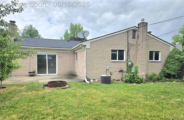 39857 John Drive, Canton Charter Township, MI 48187