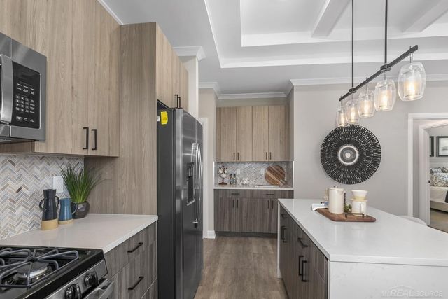 920 Heritage Drive, Bloomfield Hills, MI 48304