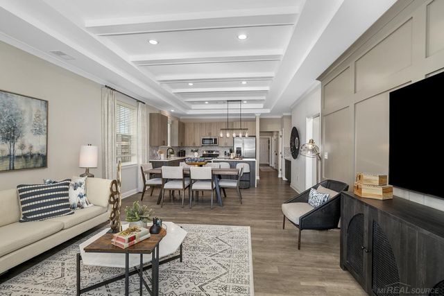 920 Heritage Drive, Bloomfield Hills, MI 48304