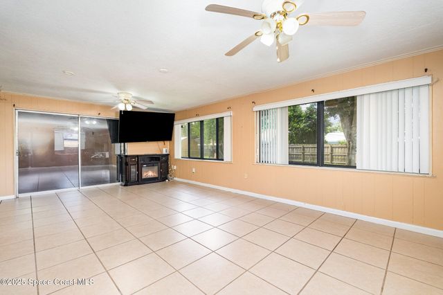 935 S Varr Avenue, Rockledge, FL 32955