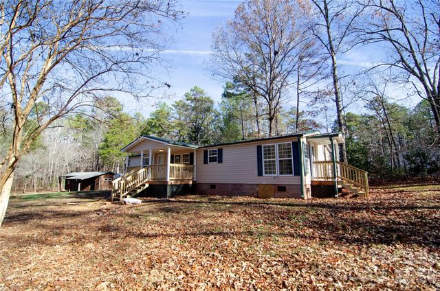 1415 Smith Woods Lane, Hickory Grove, SC 29717
