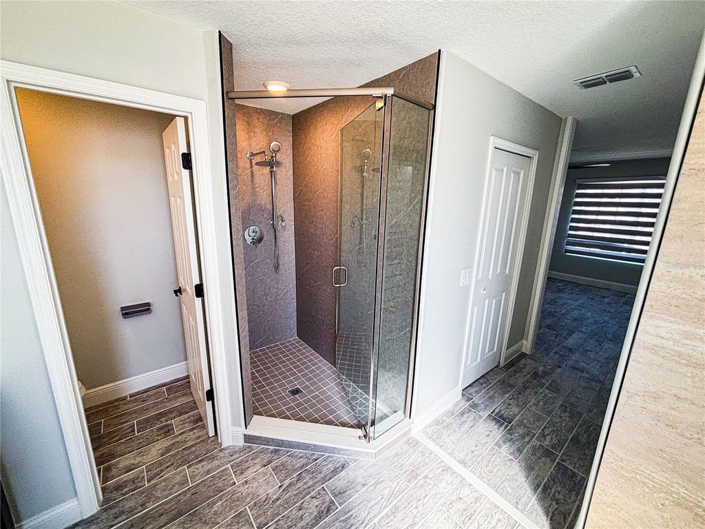 Image 12 of property listing at 13546 TETHERLINE TRAIL, Orlando, FL 32837