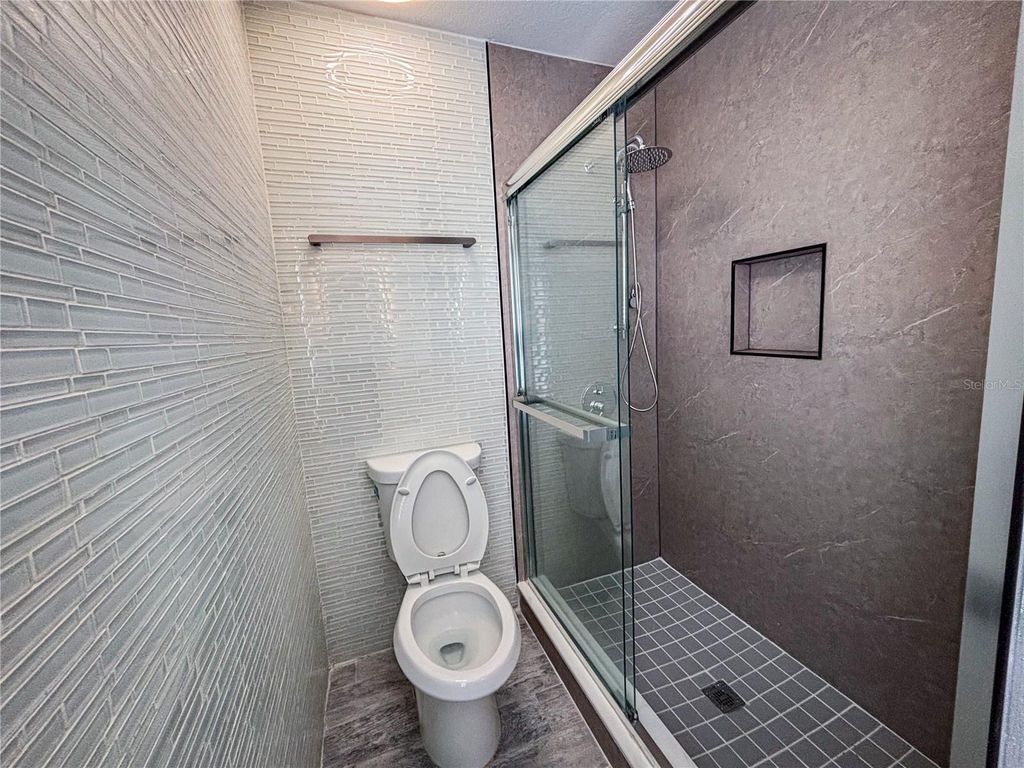 Image 18 of property listing at 13546 TETHERLINE TRAIL, Orlando, FL 32837