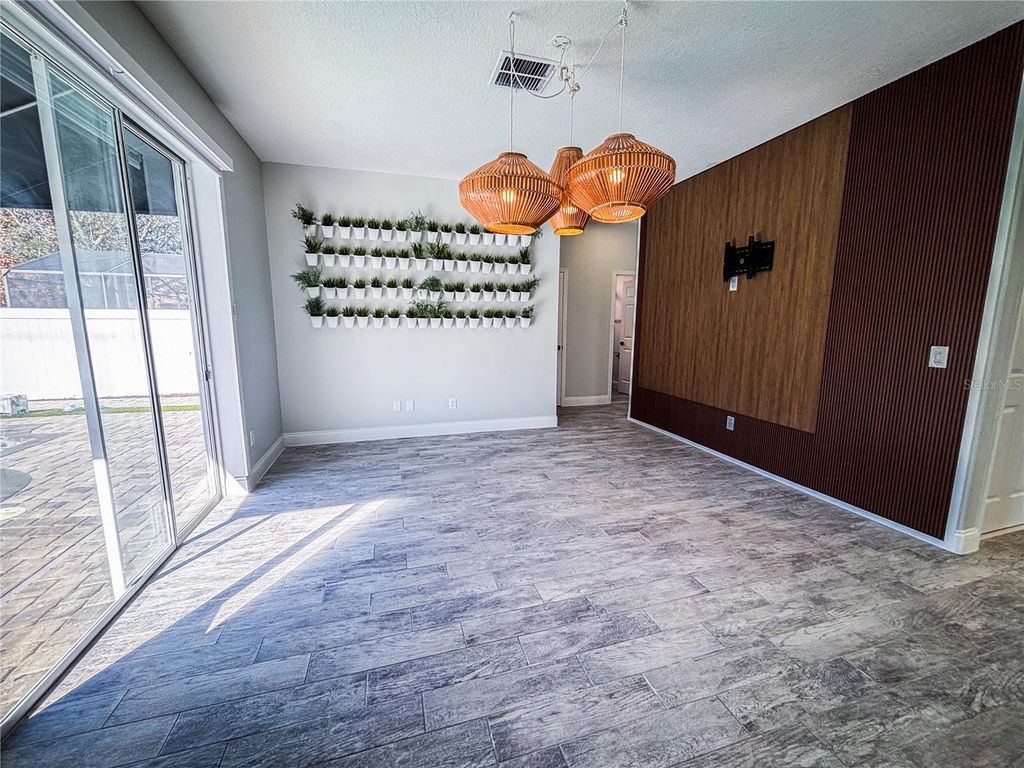 Image 30 of property listing at 13546 TETHERLINE TRAIL, Orlando, FL 32837