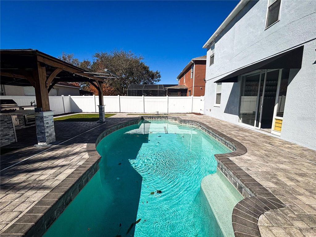 Image 4 of property listing at 13546 TETHERLINE TRAIL, Orlando, FL 32837