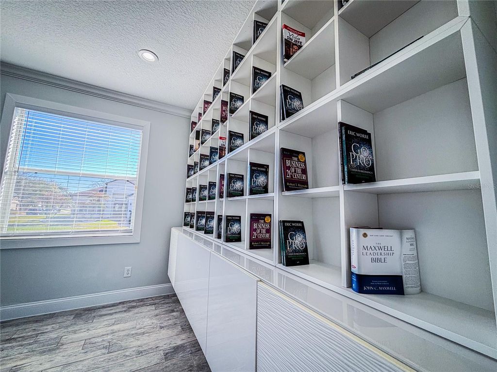 Image 33 of property listing at 13546 TETHERLINE TRAIL, Orlando, FL 32837