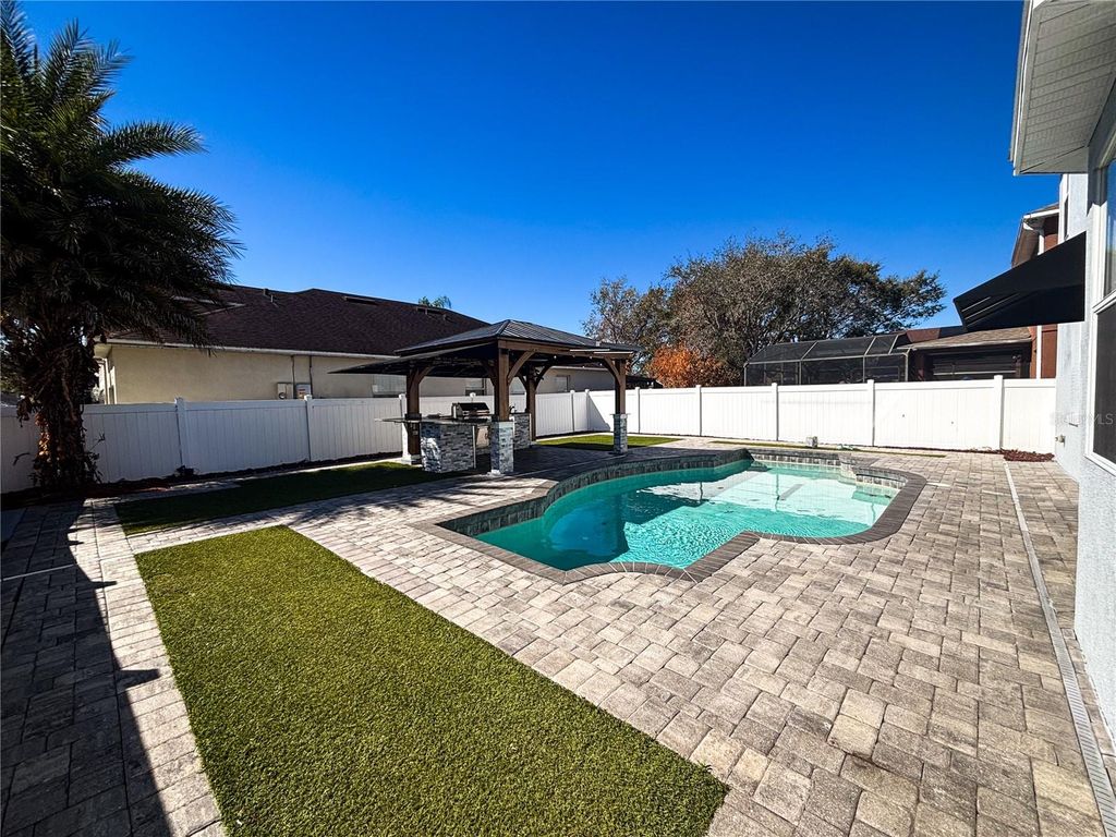 Image 5 of property listing at 13546 TETHERLINE TRAIL, Orlando, FL 32837