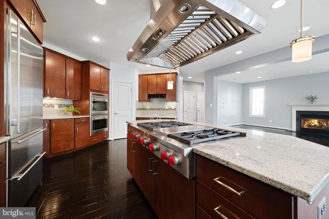 42387 RISING MOON PL, Brambleton, VA 20148