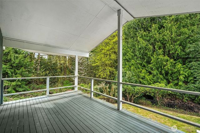 1828 Lakewood Circle SE, Olympia, WA 98501