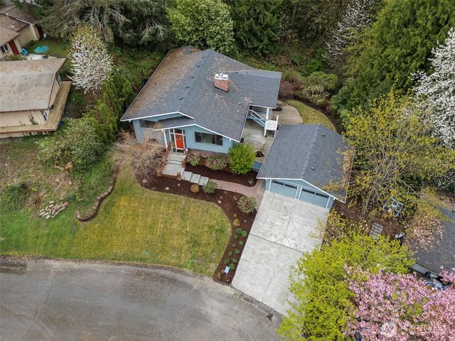 1828 Lakewood Circle SE, Olympia, WA 98501
