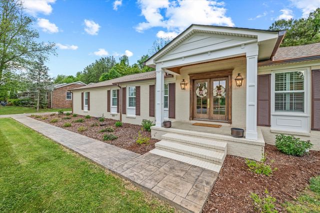 580 Pleasant Hill Dr, Cookeville, TN 38501