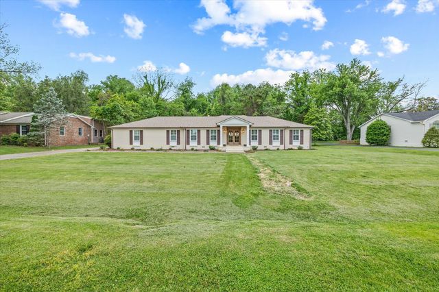 580 Pleasant Hill Dr, Cookeville, TN 38501