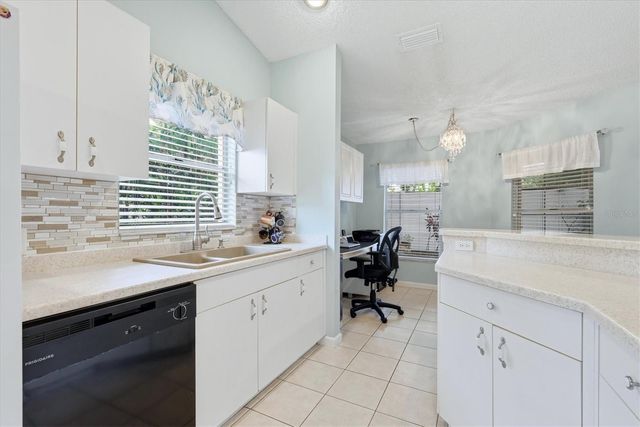 608 TYSON TERRACE 8, Venice, FL 34285