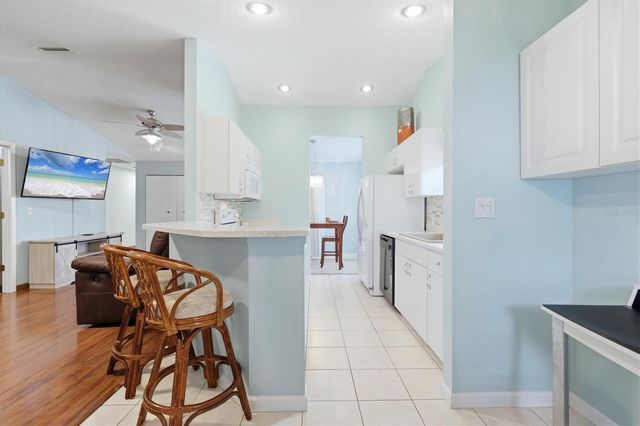 608 TYSON TERRACE 8, Venice, FL 34285