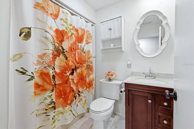 608 TYSON TERRACE 8, Venice, FL 34285