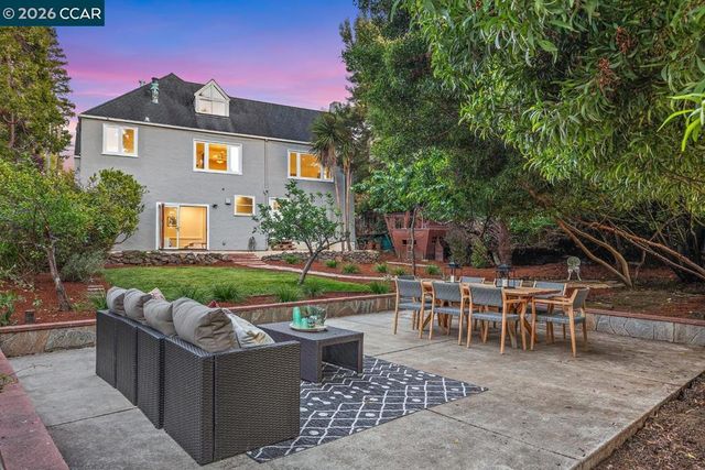 85 Ardmore Rd, Kensington, CA 94707