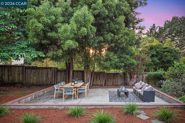 85 Ardmore Rd, Kensington, CA 94707