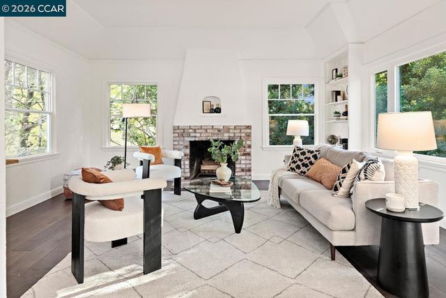 85 Ardmore Rd, Kensington, CA 94707