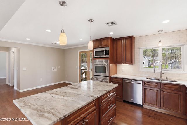 551 Monroe Avenue, Whiting, NJ 08759