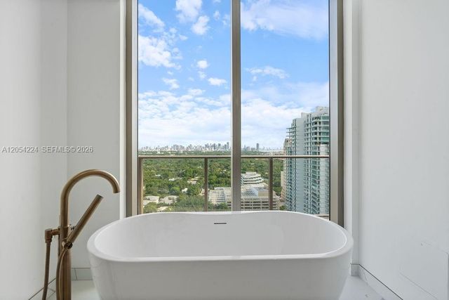 2678 Tigertail Ave PH1, Miami, FL 33133