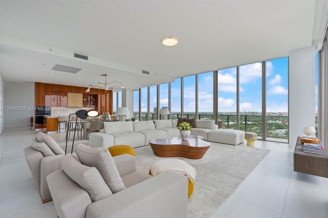2678 Tigertail Ave PH1, Miami, FL 33133