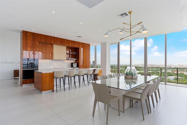 2678 Tigertail Ave PH1, Miami, FL 33133