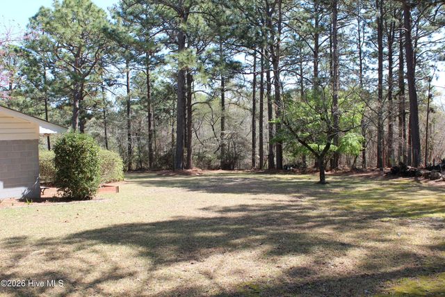 1681 Juniper Lake Road, West End, NC 27376