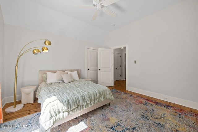 101 Oyster Point Road, Oriental, NC 28571