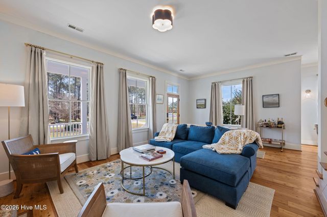 101 Oyster Point Road, Oriental, NC 28571