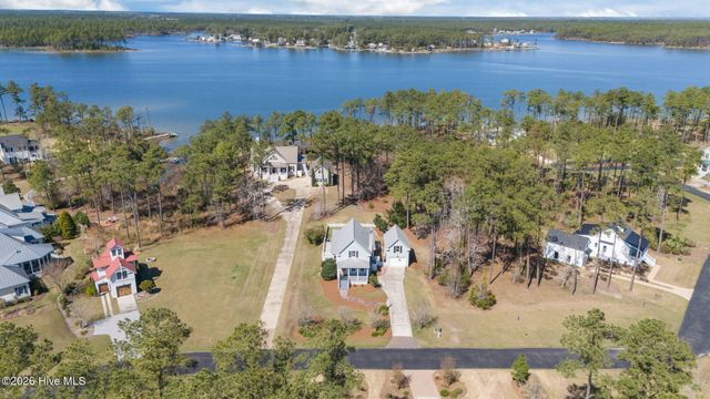 101 Oyster Point Road, Oriental, NC 28571