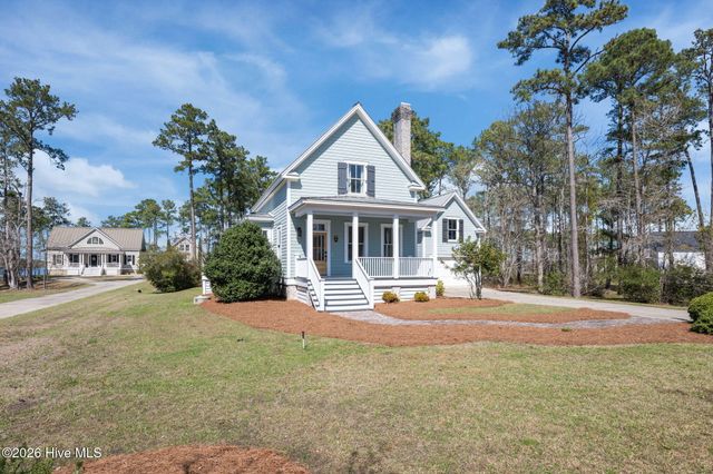 101 Oyster Point Road, Oriental, NC 28571