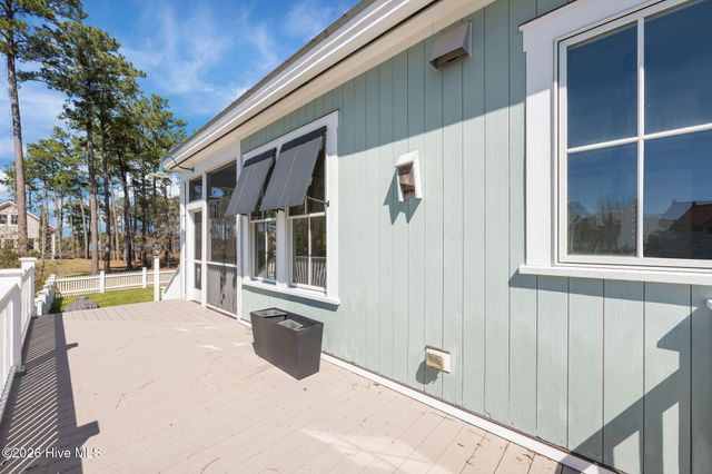 101 Oyster Point Road, Oriental, NC 28571